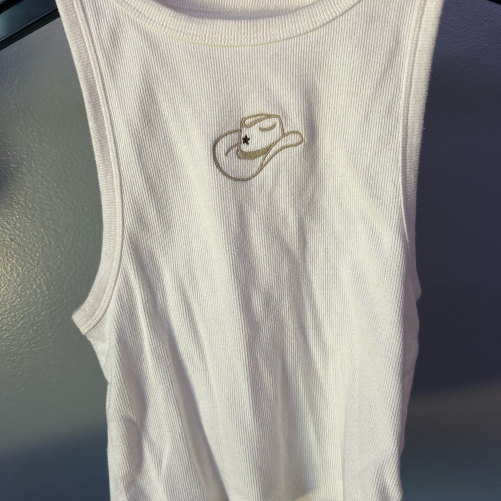 Aeropostale White Fitted Tank Top with Embroidery
